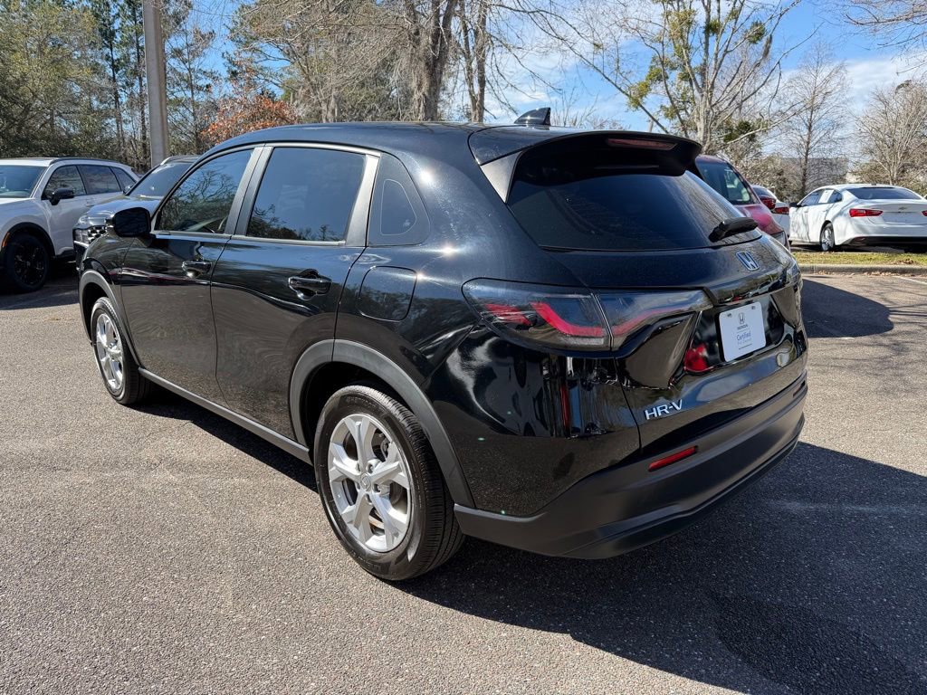 Certified 2023 Honda HR-V LX image 4