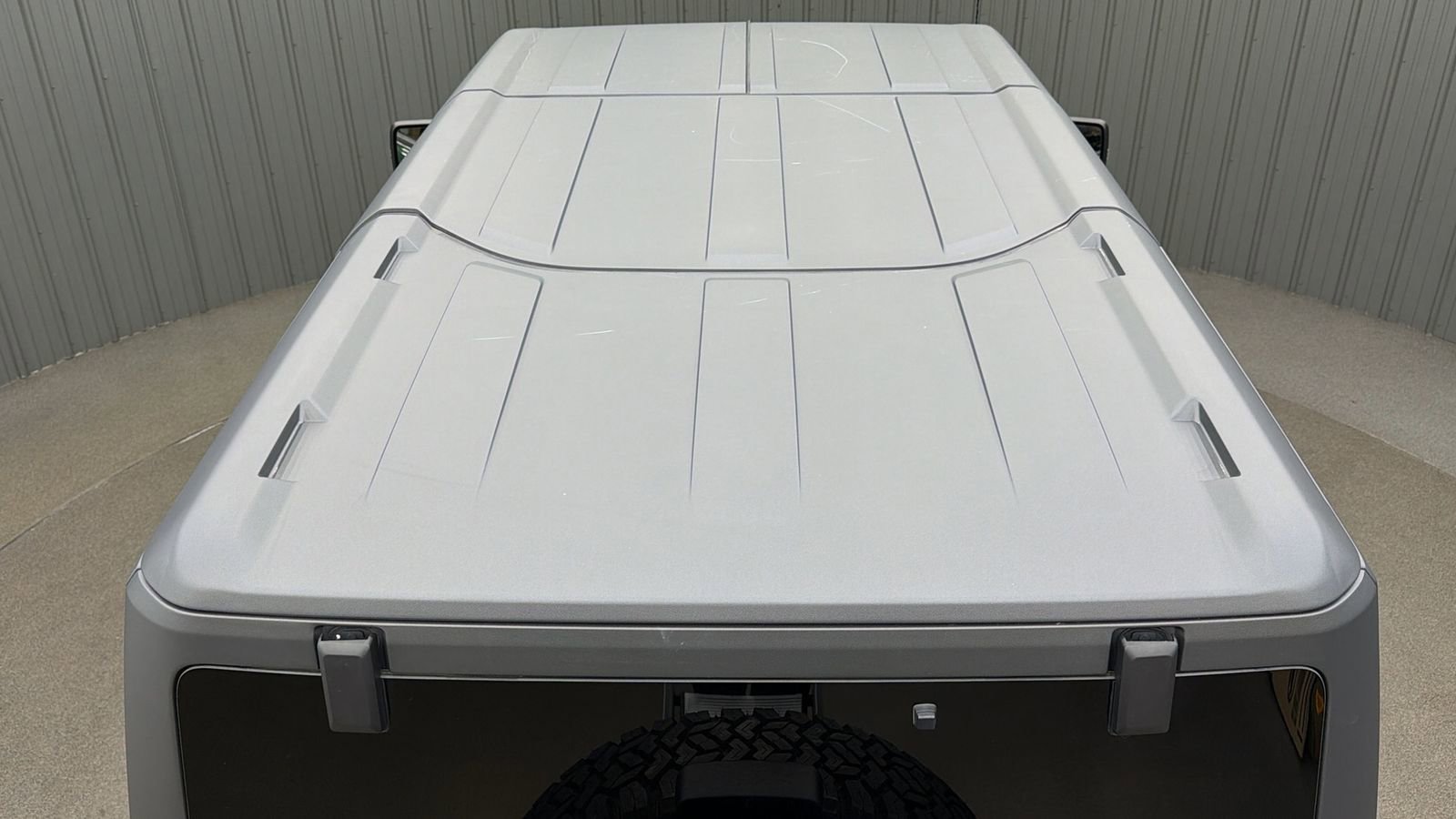 Used 2025 Ford Bronco Badlands image 14