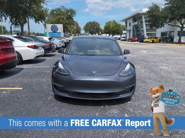 Used 2021 Tesla Model 3 Standard Range Plus RWD image 2