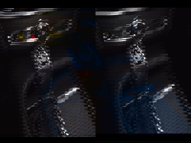 Used 2017 Volvo S90 T5 Momentum w/ Vision Package image 13