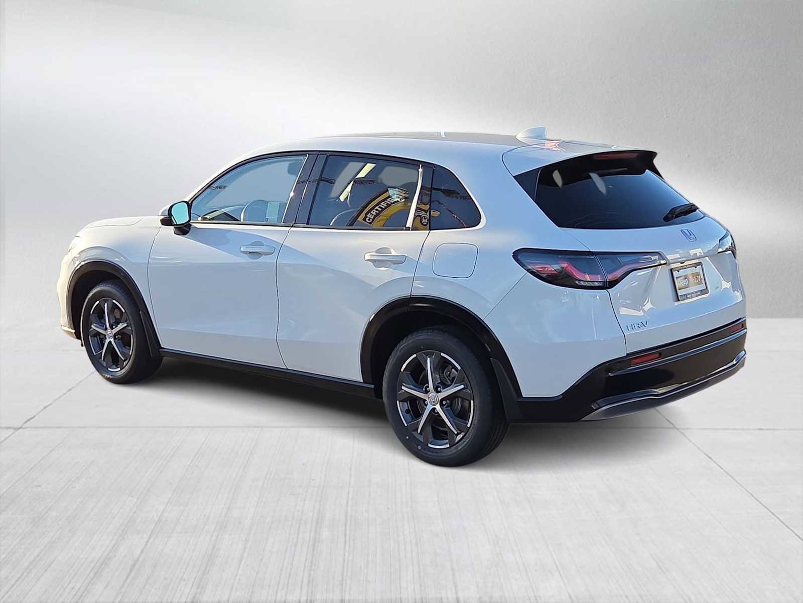 Used 2024 Honda HR-V EX-L image 6