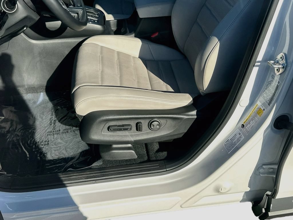 Used 2026 Honda CR-V EX-L image 18