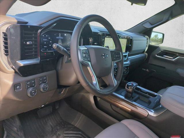 Used 2026 Chevrolet Silverado 1500 LT Trail Boss w/ LT Trail Boss Premium Package image 10