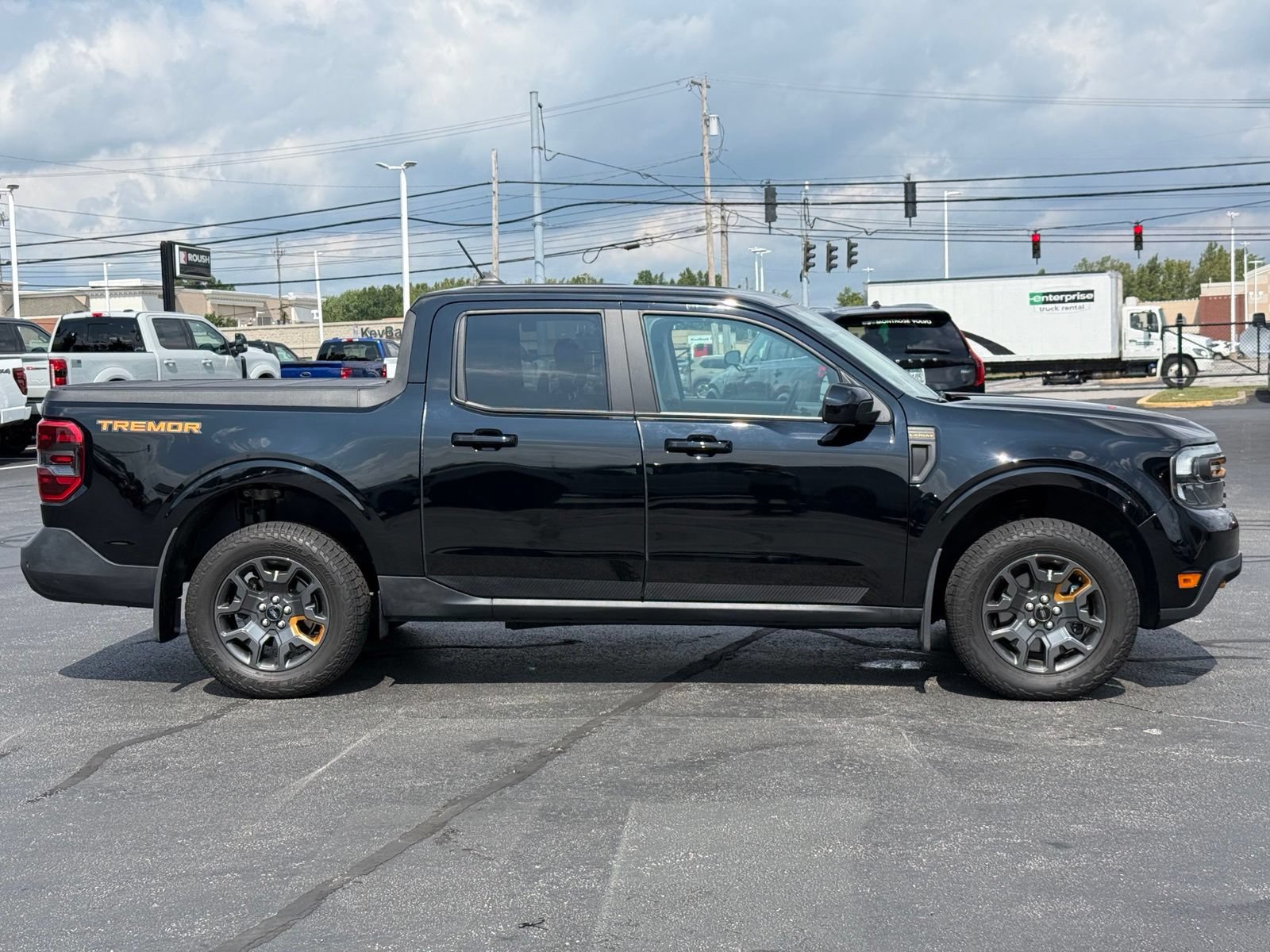 Used 2024 Ford Maverick Tremor w/ Tremor Off-Road Package AWD/4WD image 2