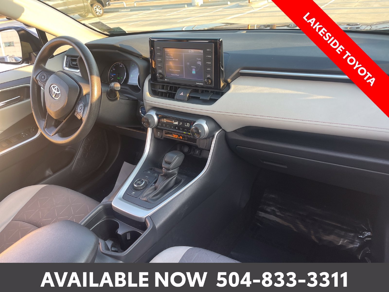 Used 2021 Toyota RAV4 XLE w/ Convenience Package AWD/4WD image 15