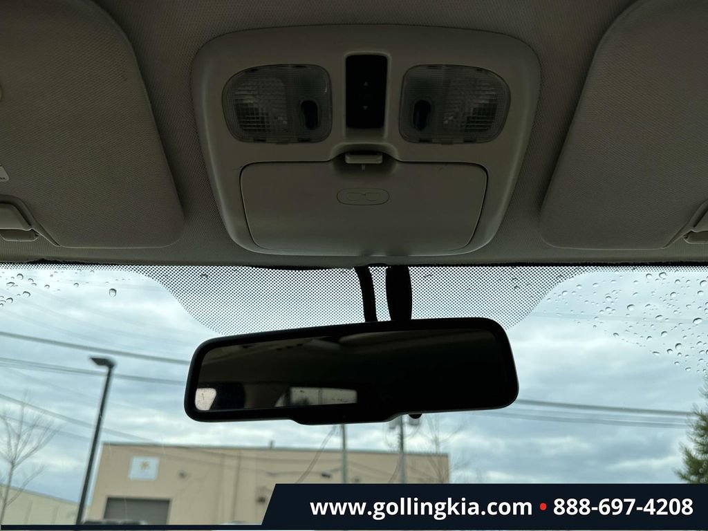 Used 2010 Ford Escape Limited image 31