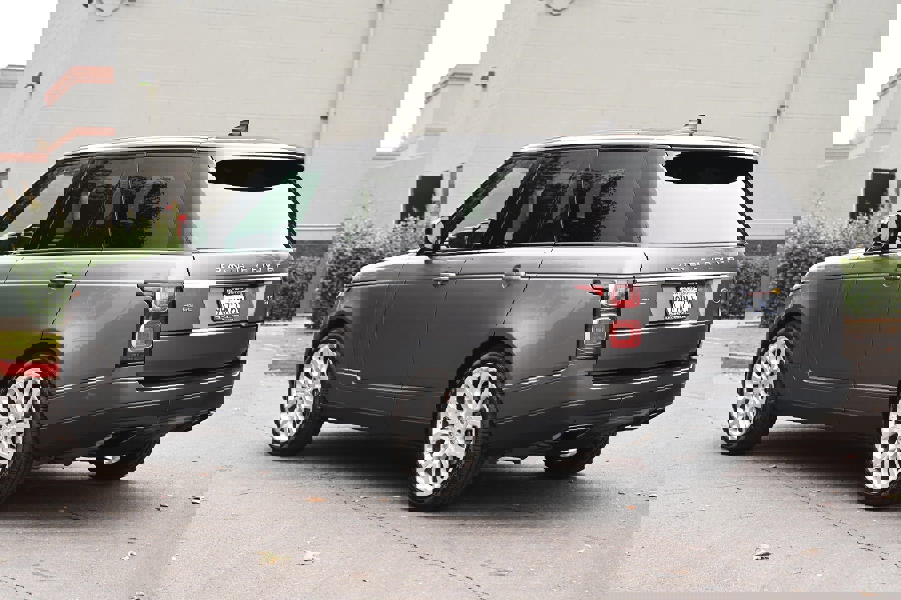 Used 2019 Land Rover Range Rover HSE image 5