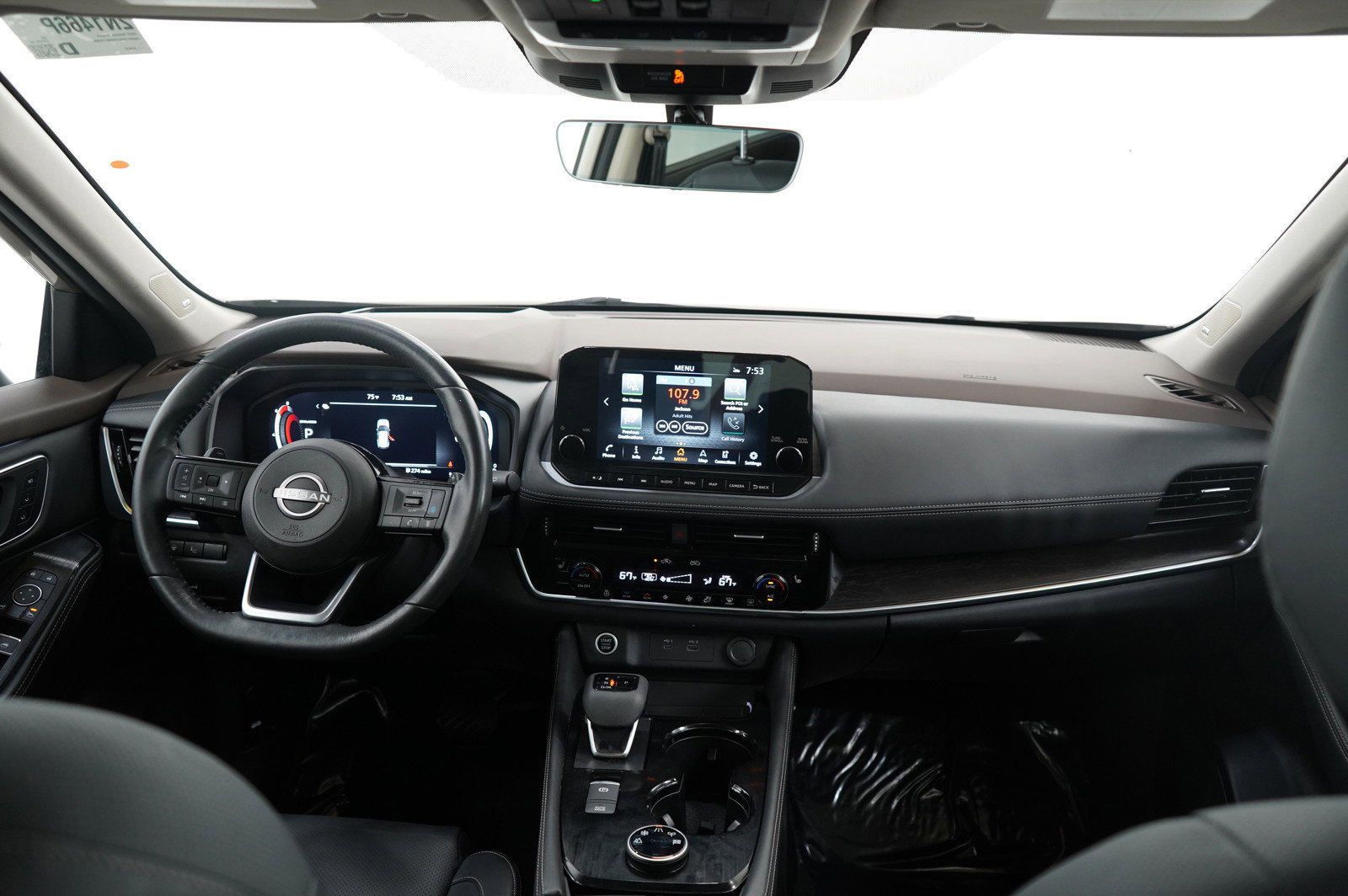 Used 2022 Nissan Rogue Platinum w/ Head-Up Display Package image 13