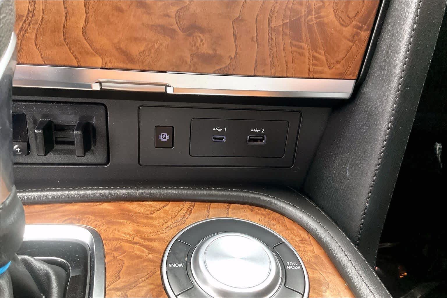 Used 2022 Nissan Armada SL RWD image 35