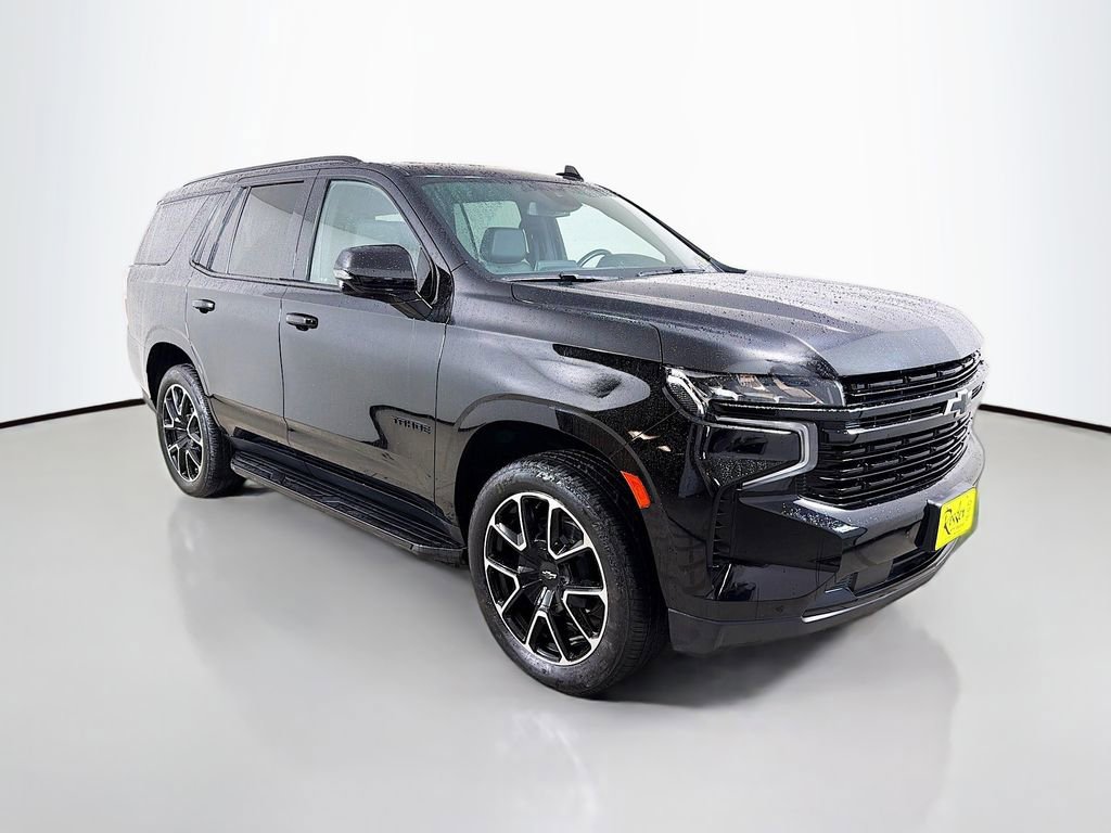 Used 2024 Chevrolet Tahoe RST w/ Luxury Package AWD/4WD image 4