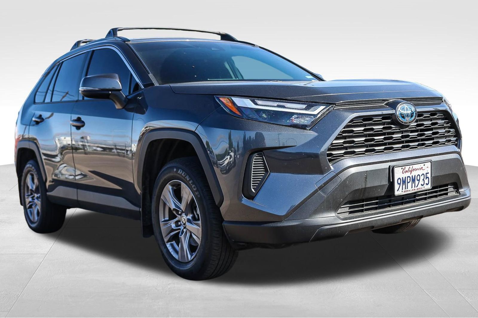 Used 2024 Toyota RAV4 XLE w/ Convenience Package image 3