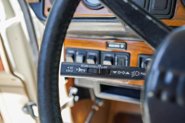 Used 1995 HUMMER H1 4-Door Wagon image 29