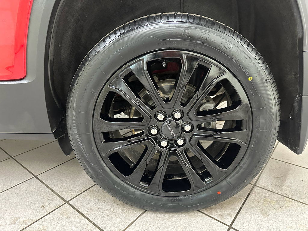 Certified 2023 GMC Acadia SLE w/ Driver Convenience Package image 34