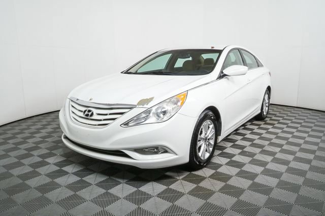 Used 2013 Hyundai Sonata GLS w/ Popular Equipment Pkg image 3