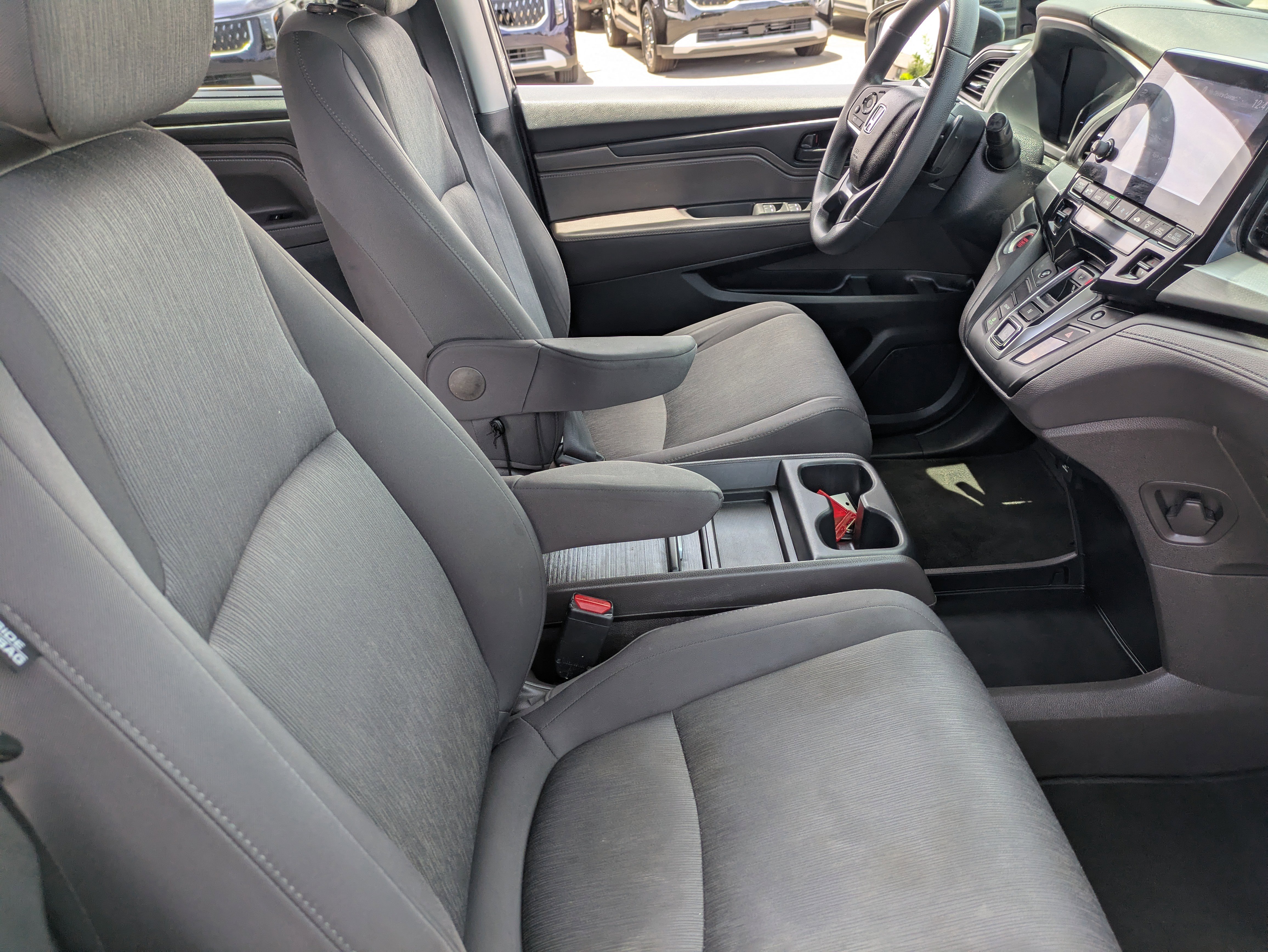 Used 2019 Honda Odyssey EX image 12