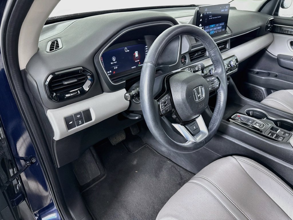 Used 2023 Honda Pilot Elite image 9
