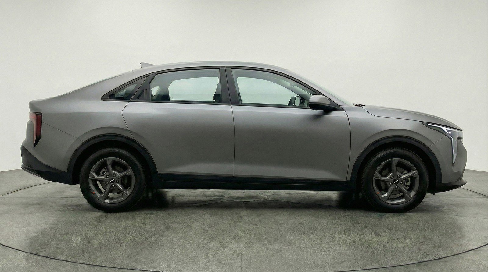 Used 2025 Kia K4 LXS image 11