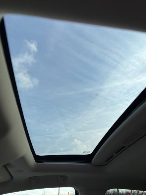 Used 2018 Buick Encore Premium w/ Experience Buick Package image 20