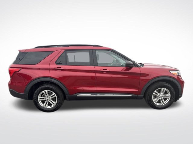 Used 2020 Ford Explorer XLT w/ Comfort Package AWD/4WD image 14