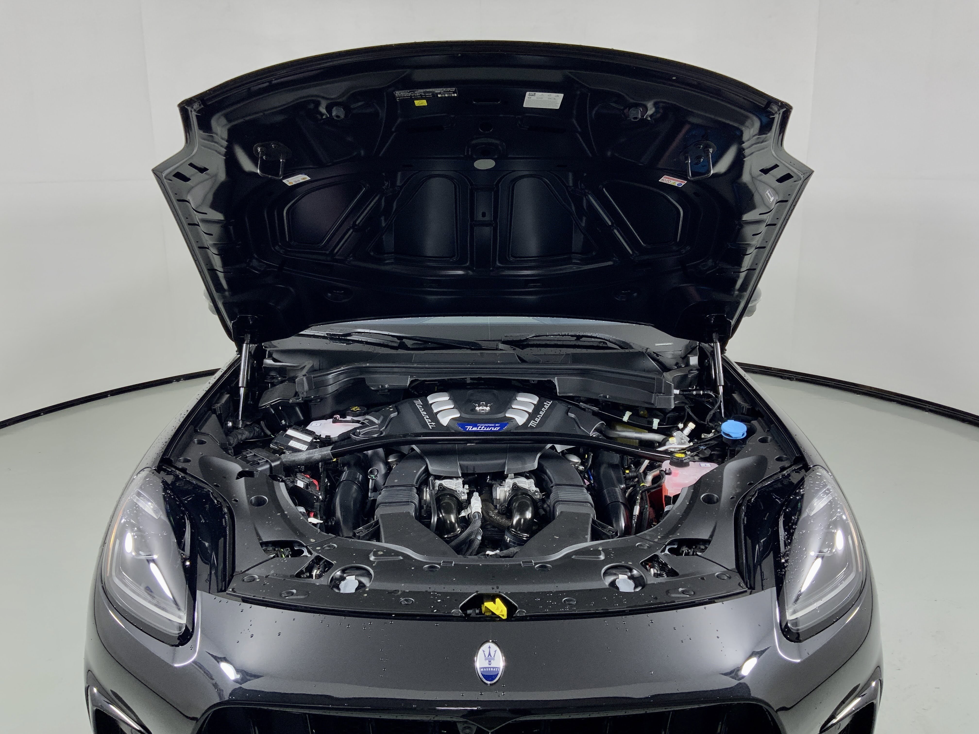 New 2026 Maserati Grecale Trofeo image 7