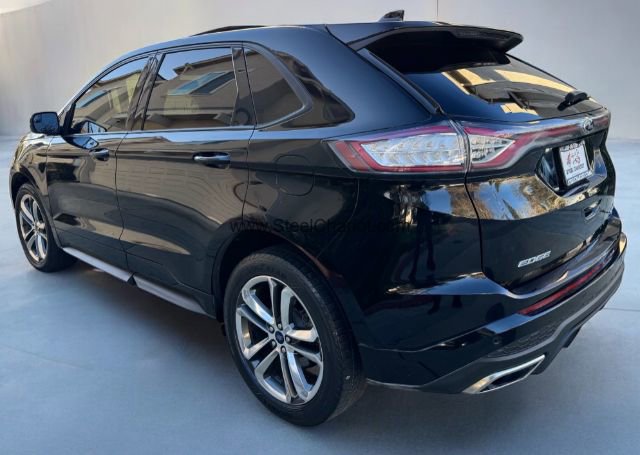 Used 2018 Ford Edge Sport w/ Technology Package image 3