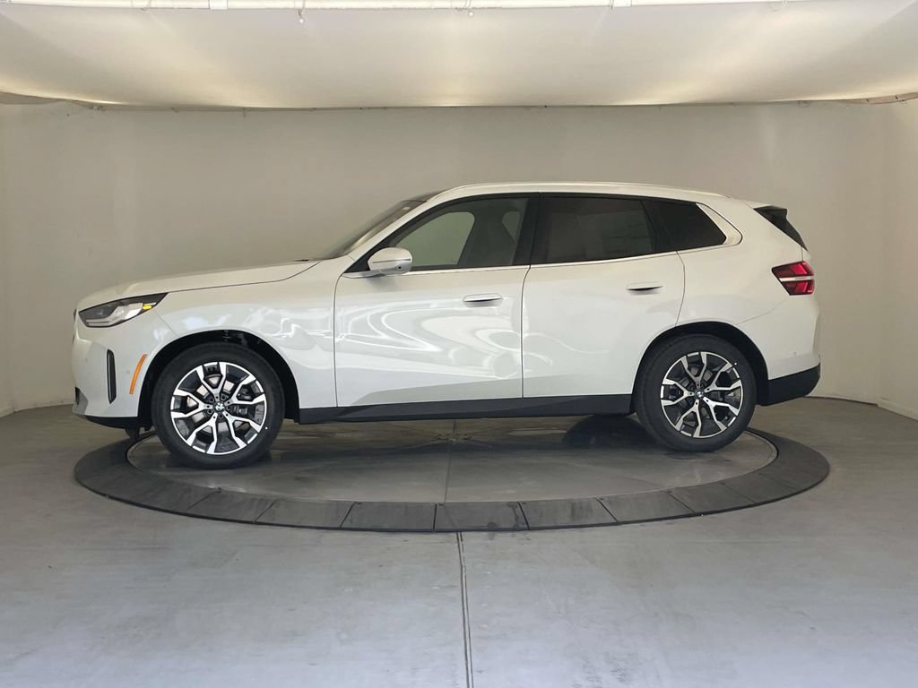 New 2026 BMW X3 xDrive30i w/ Premium Package AWD/4WD image 2