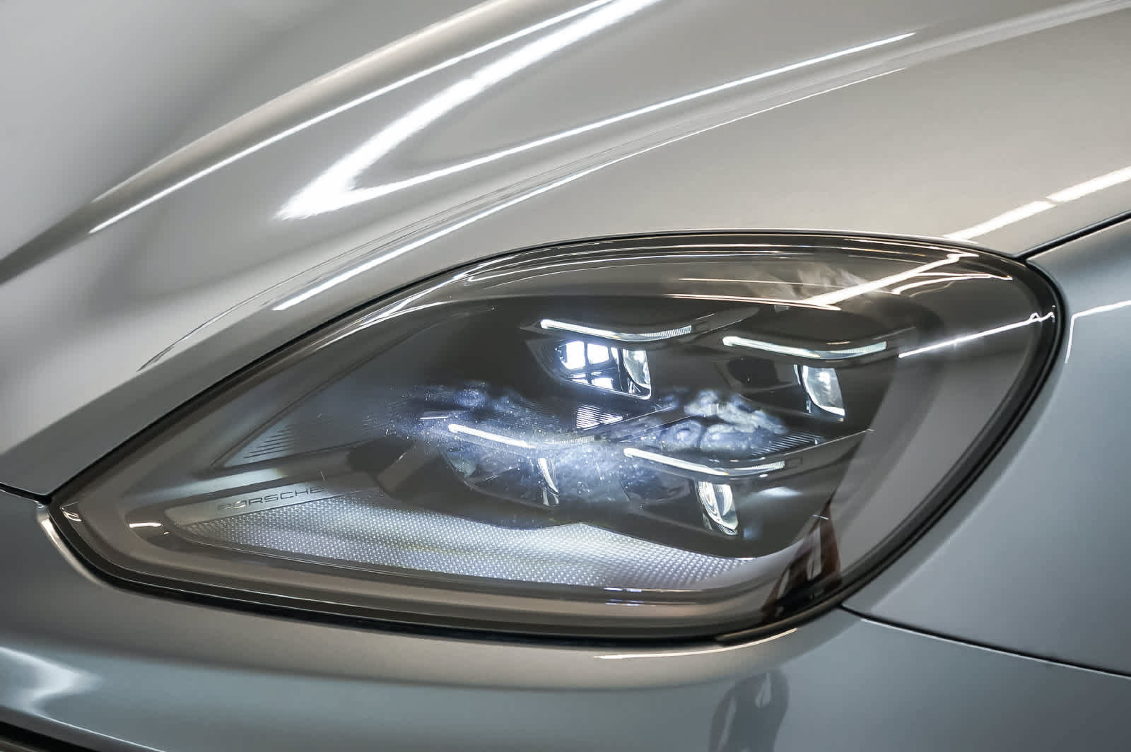 New 2026 Porsche Cayenne GTS AWD/4WD image 15