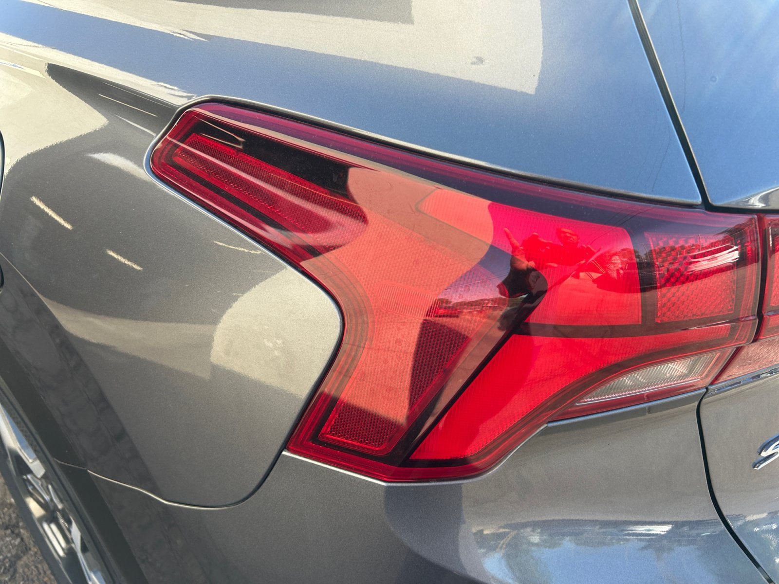 Certified 2023 Hyundai Santa Fe Limited AWD/4WD image 26