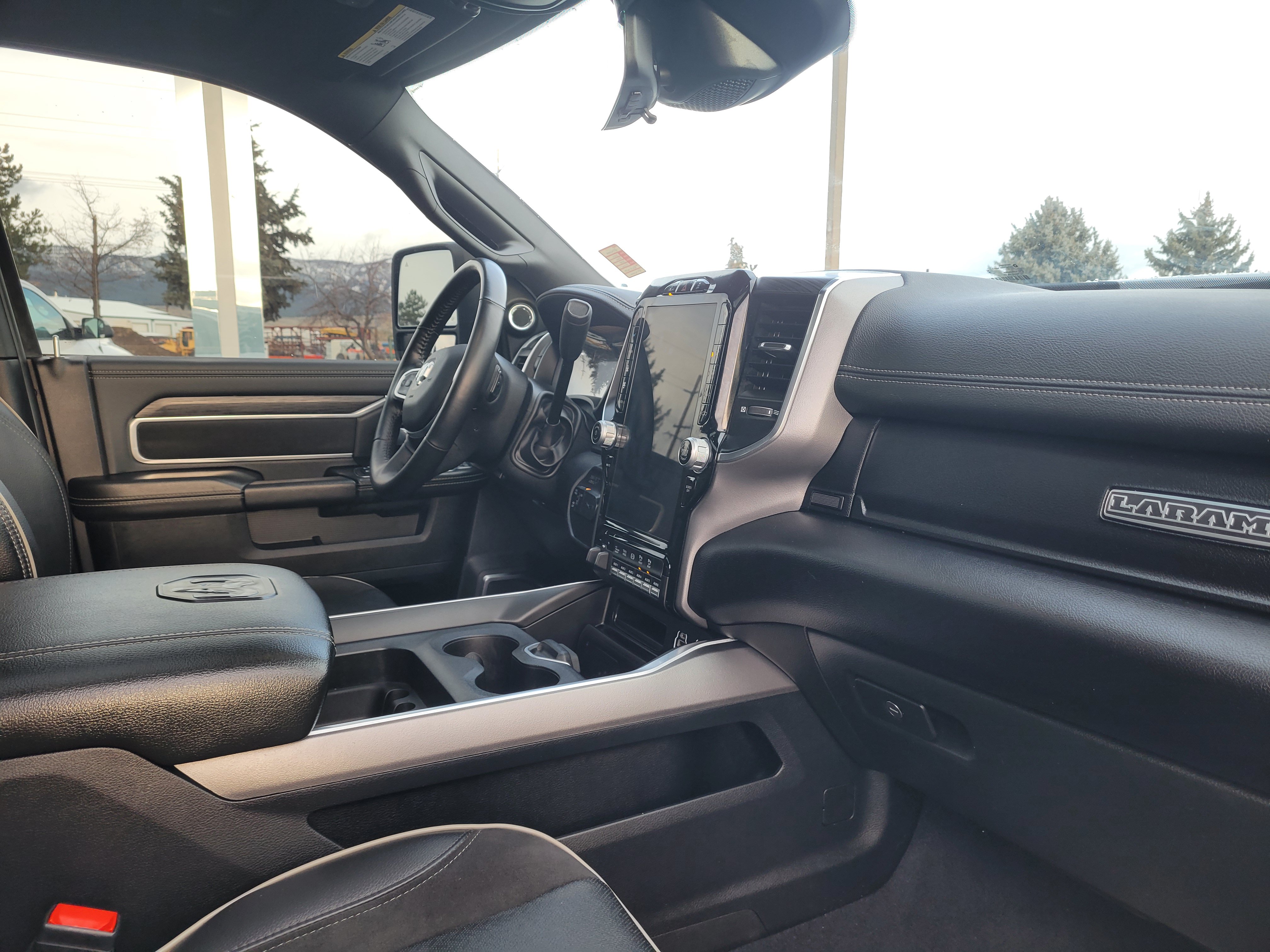 Used 2024 RAM 3500 Laramie w/ Night Edition AWD/4WD image 21