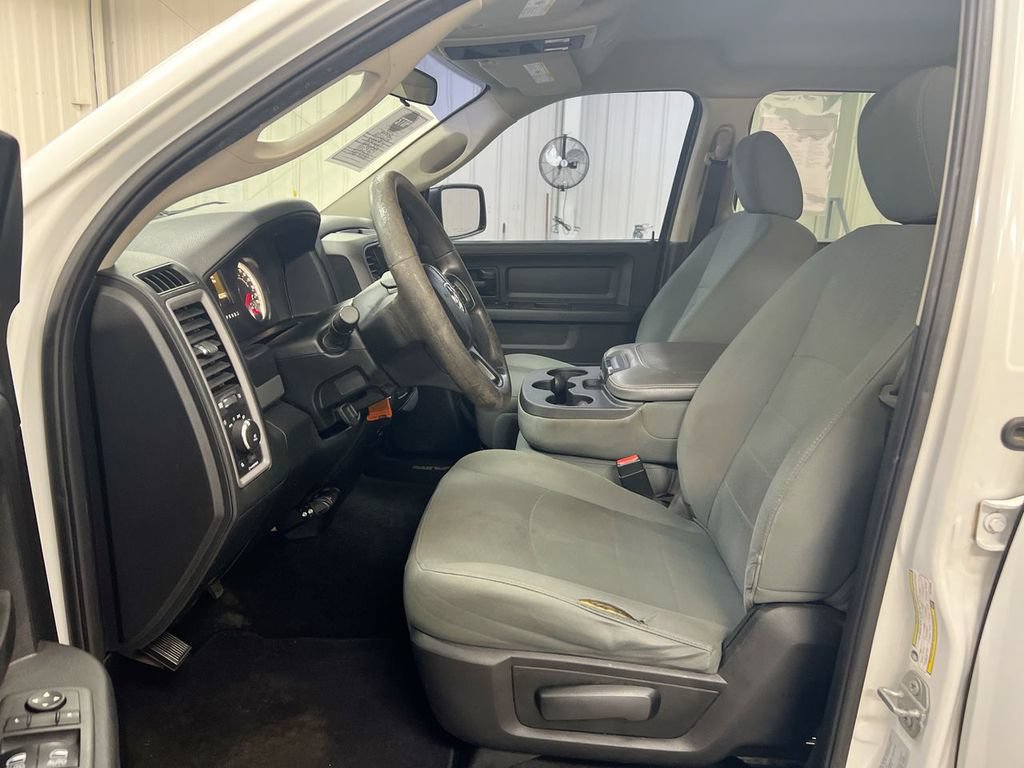 Used 2017 RAM 1500 Express w/ Express Value Package AWD/4WD image 18