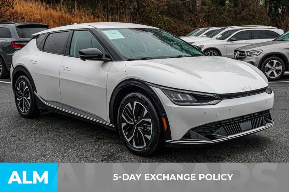 Used 2022 Kia EV6 Wind w/ Wind Technology Package image 4