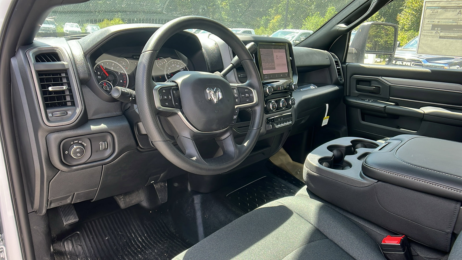 New 2025 RAM 5500 Tradesman image 17