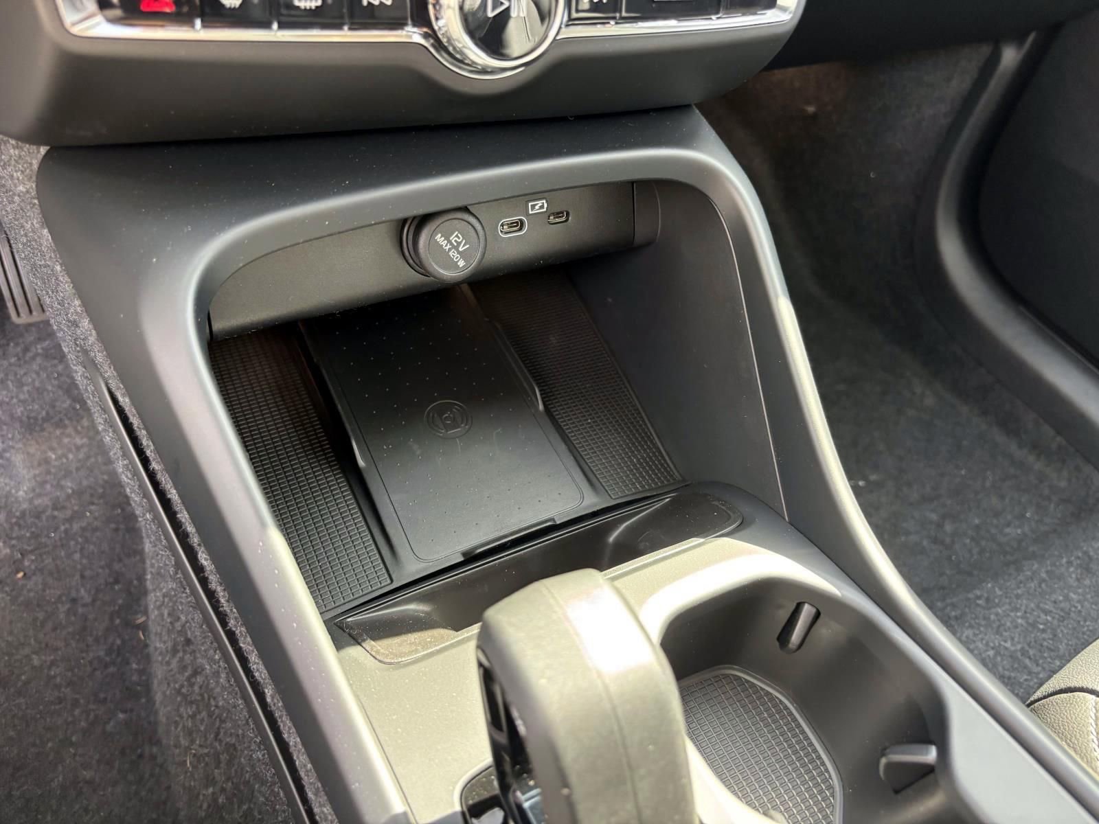 Used 2026 Volvo XC40 B5 Core w/ Protection Package Premier AWD/4WD image 22