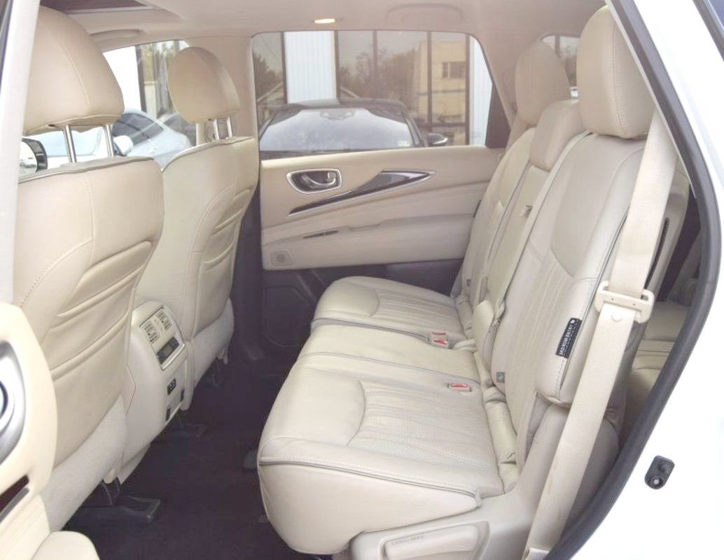 Used 2020 INFINITI QX60 Luxe w/ Sensory Package AWD/4WD image 28