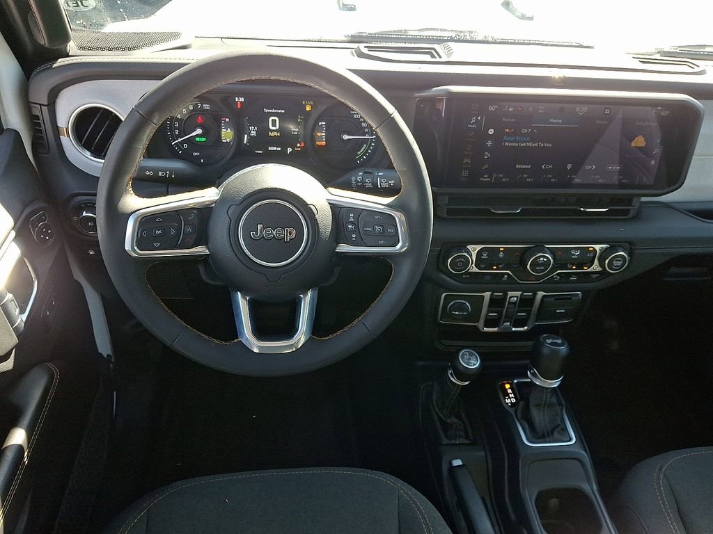 Used 2024 Jeep Wrangler Unlimited Sahara w/ Safety Group AWD/4WD image 11