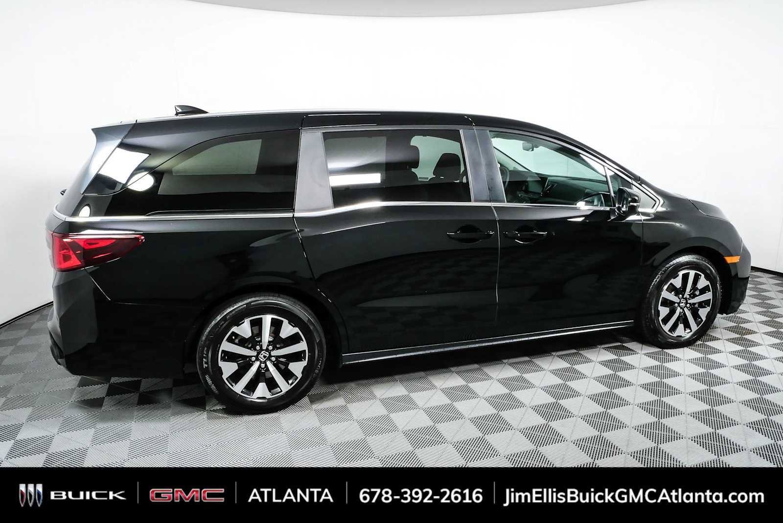 Used 2025 Honda Odyssey EX-L image 2