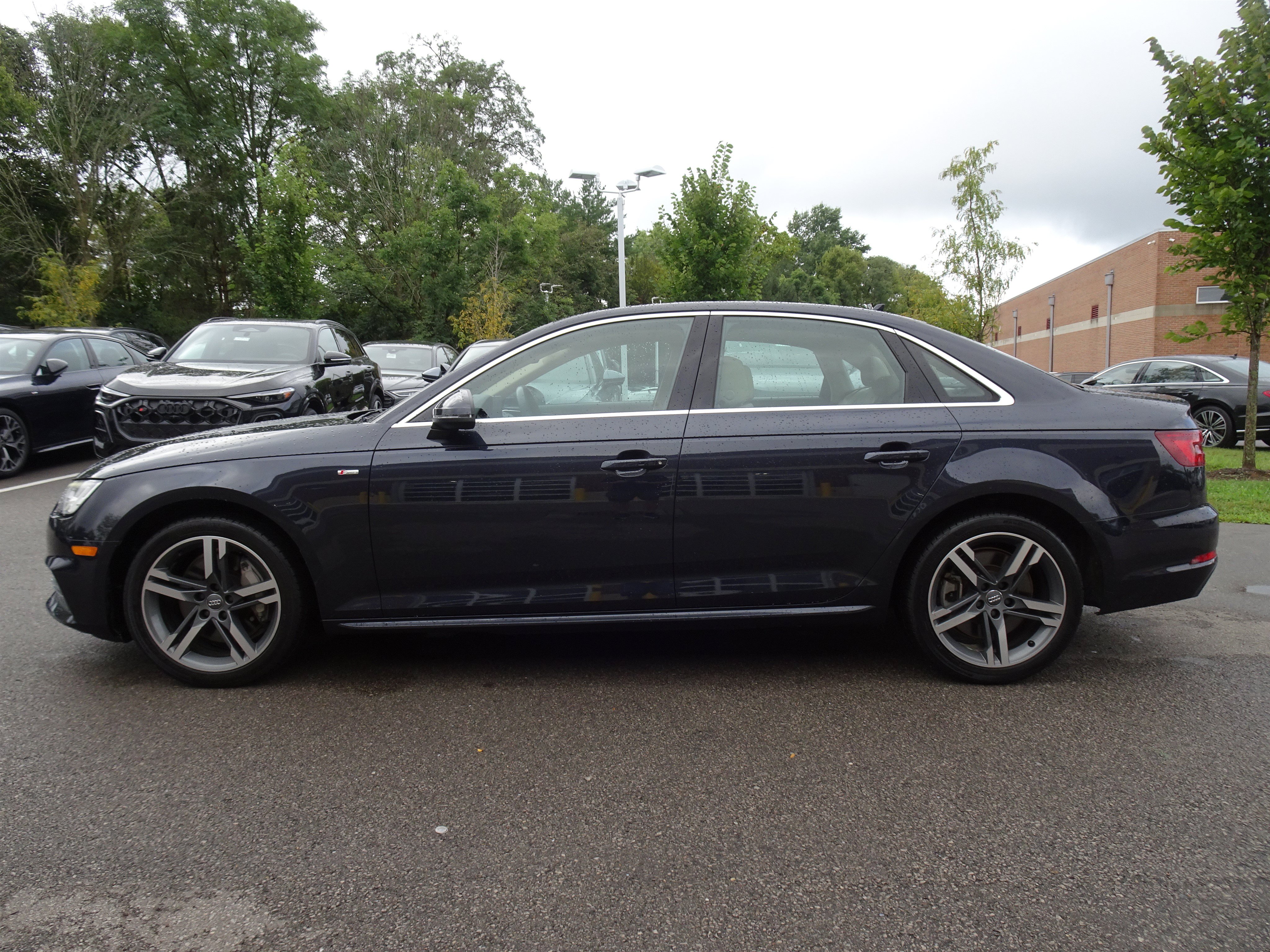 Used 2018 Audi A4 2.0T Premium Plus w/ Premium Plus Package AWD/4WD image 2