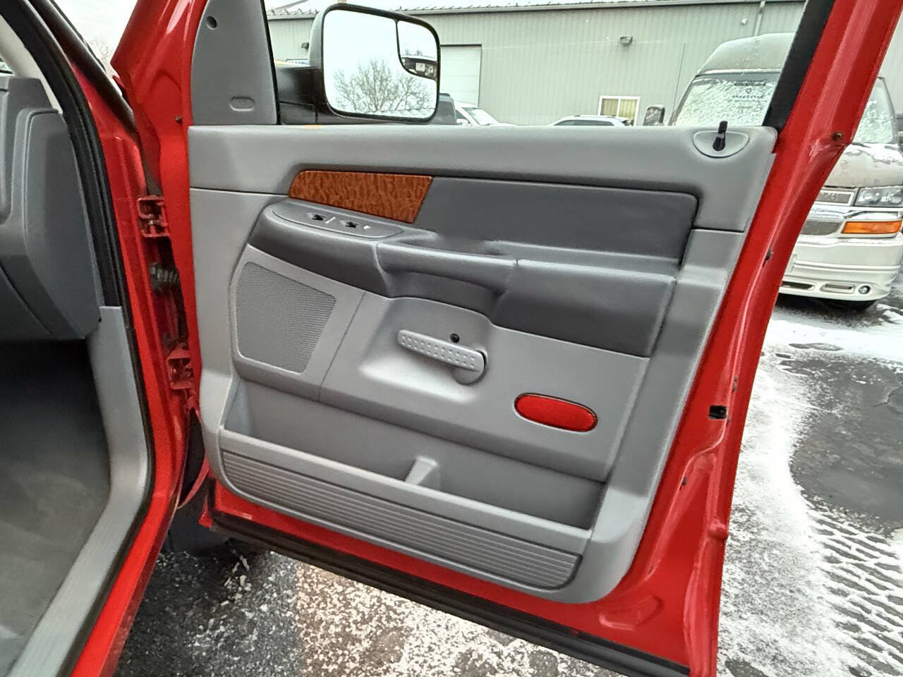Used 2006 Dodge Ram 2500 Truck Laramie w/ Trailer Tow Group AWD/4WD image 26