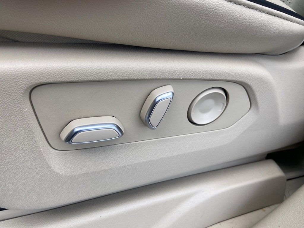 Used 2021 RAM 1500 Big Horn image 14