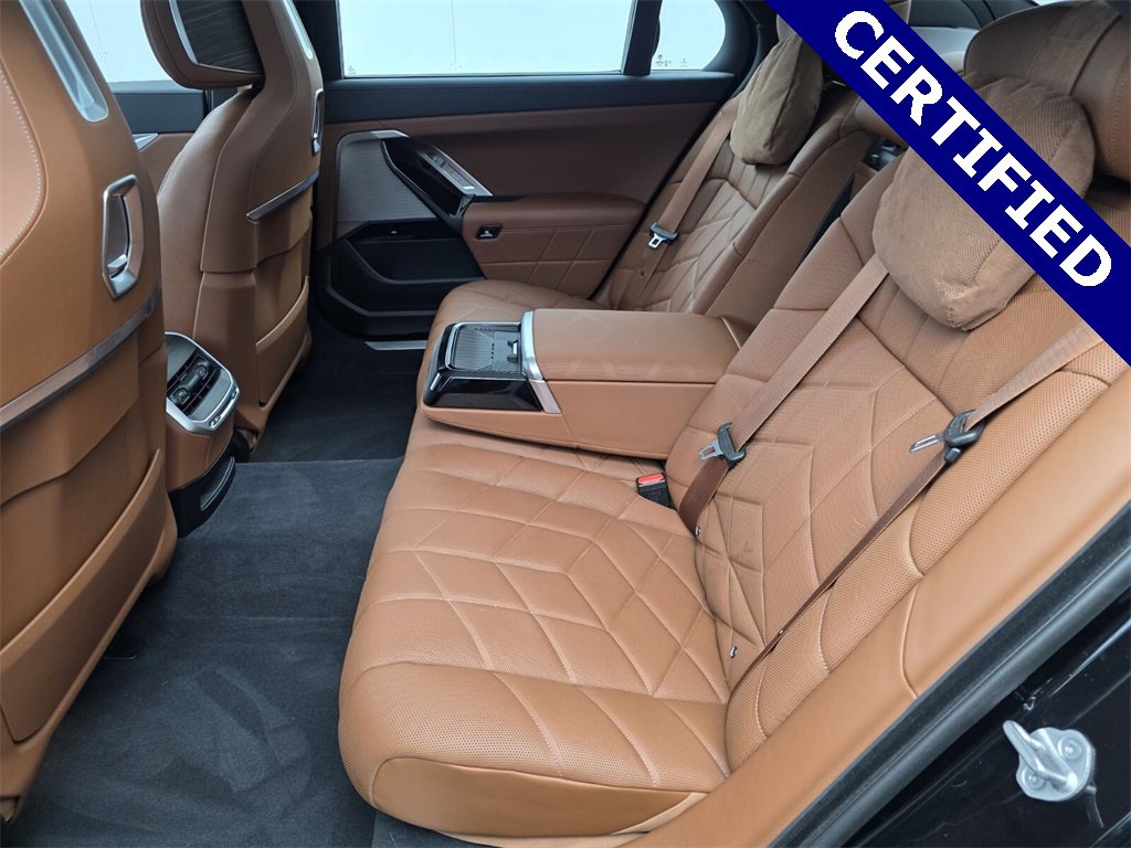 Certified 2023 BMW i7 xDrive60 image 14