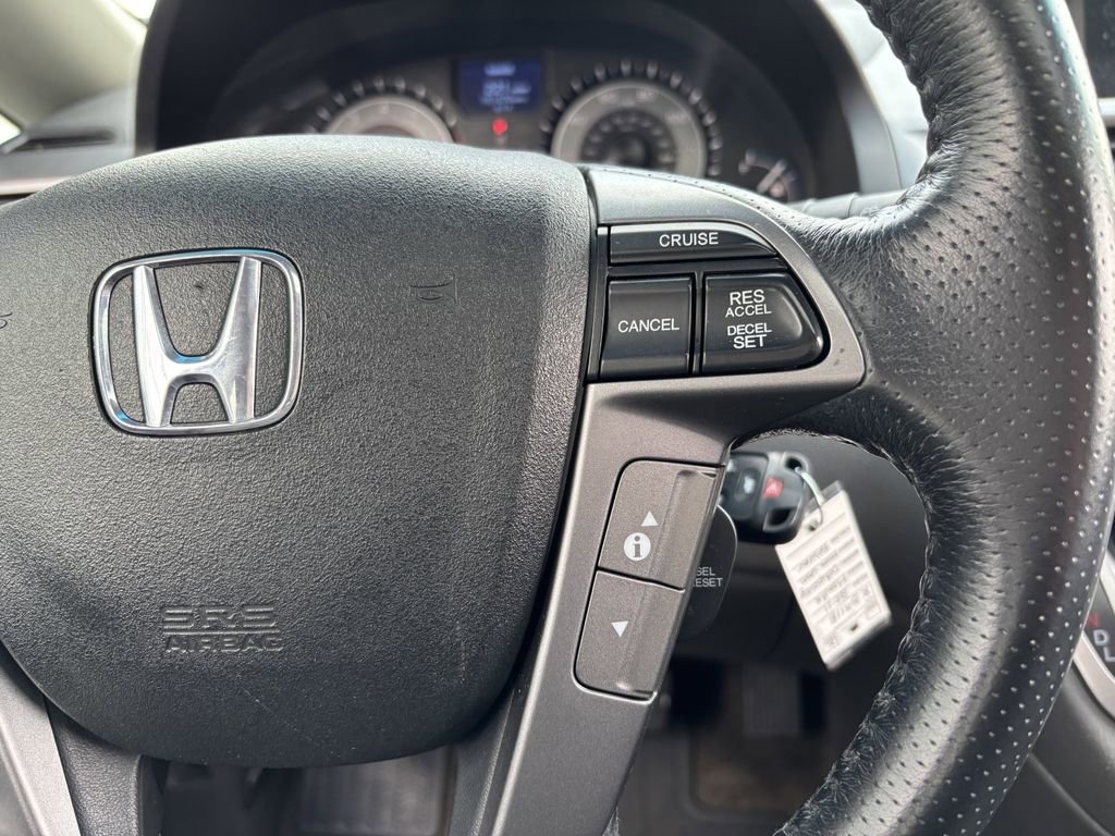 Used 2011 Honda Odyssey Touring image 16