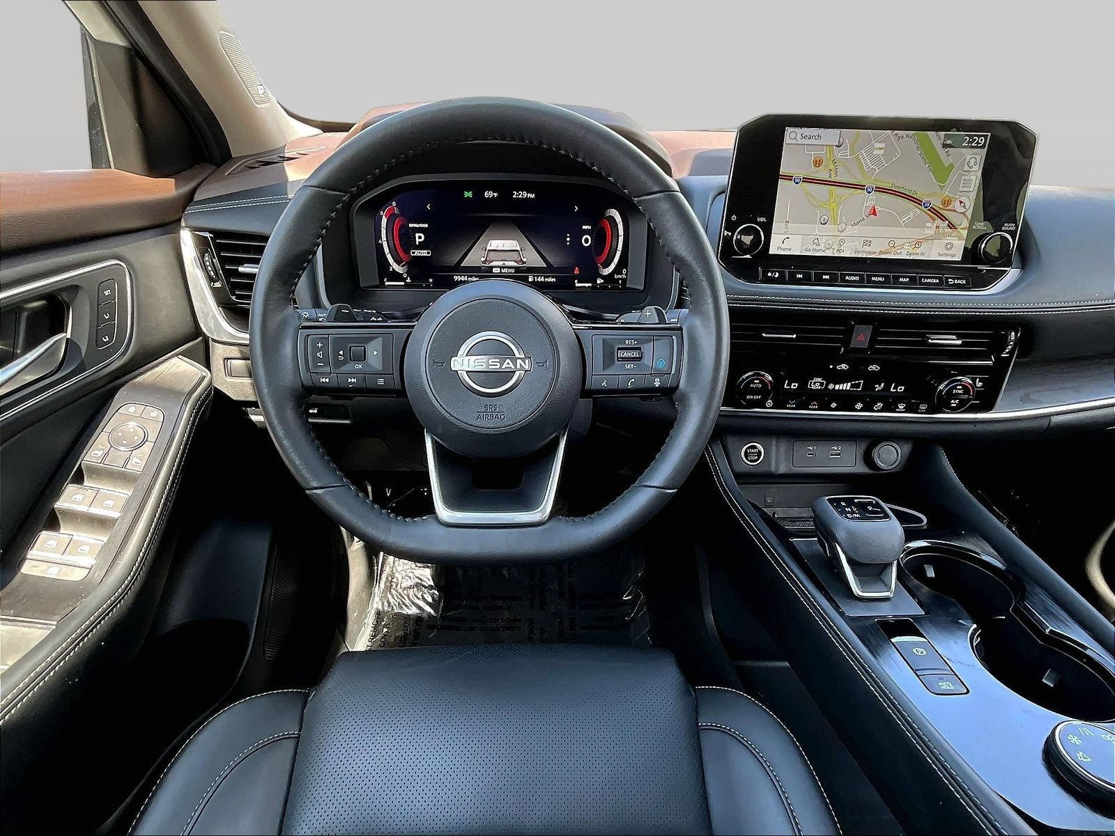 Used 2023 Nissan Rogue Platinum w/ Platinum Premium Package AWD/4WD image 11