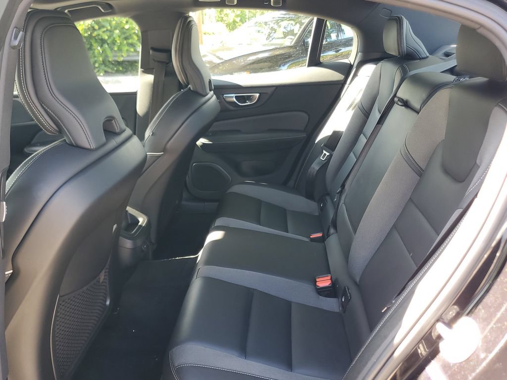 Certified 2024 Volvo S60 B5 Plus FWD image 9