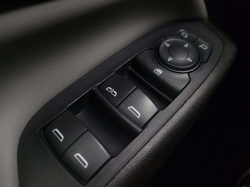Used 2019 Chevrolet Equinox LS FWD image 27