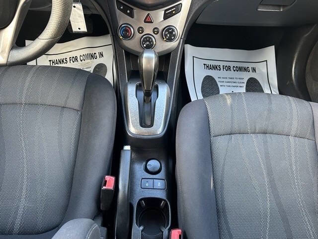 Used 2013 Chevrolet Sonic LT image 13