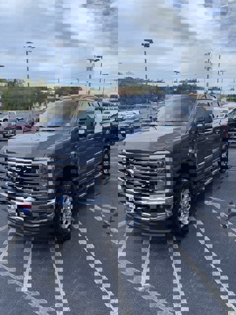 New 2026 Ford F250 XLT image 19