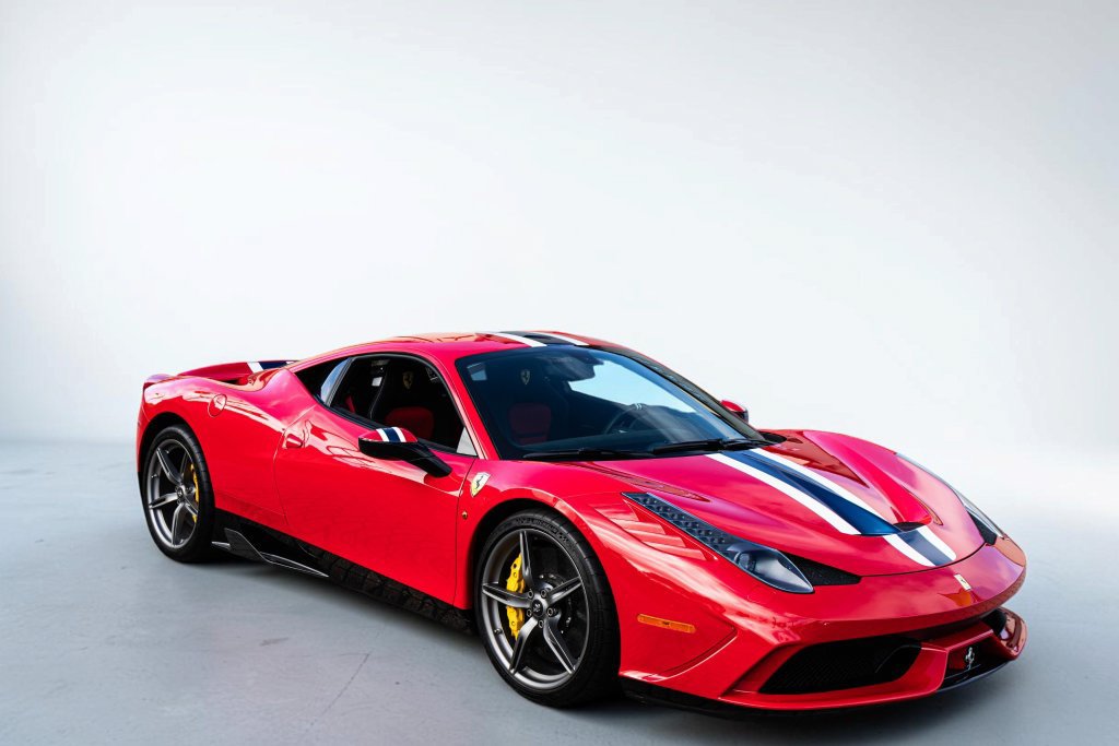 Used 2015 Ferrari 458 Speciale Coupe RWD image 1