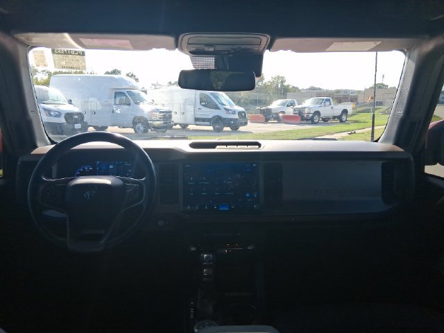 Used 2023 Ford Bronco Outer Banks AWD/4WD image 23