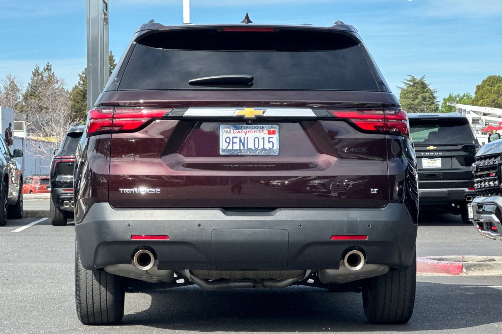 Used 2023 Chevrolet Traverse LT image 6