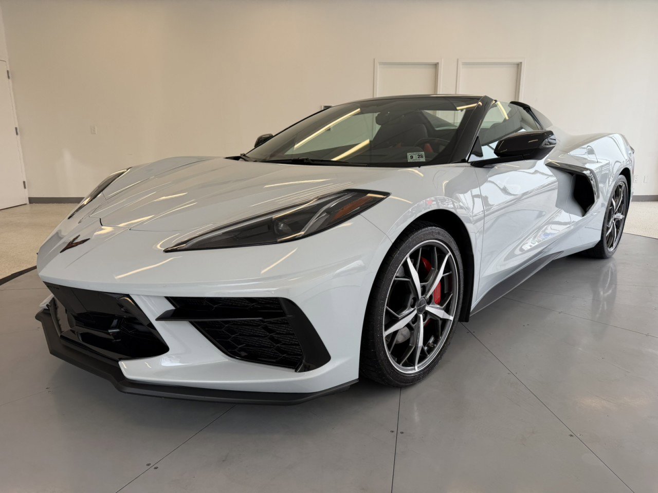 Used 2023 Chevrolet Corvette Stingray Preferred Conv w/ Z51 Performance Package image 3